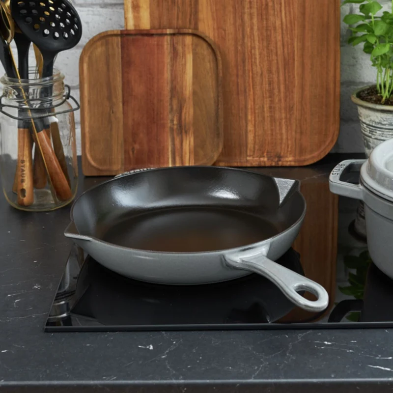 Sartén skillet de hierro fundido Staub
