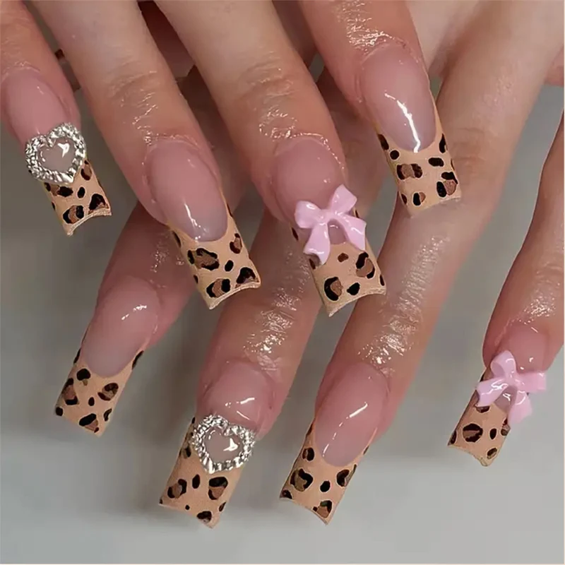 Leopardenprint Acryl Nagelkunst Verlängerungen Karnz