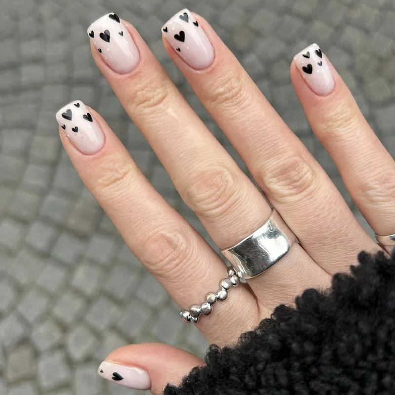 Heart-Accent Acryl Nagelkunst Set Karnz