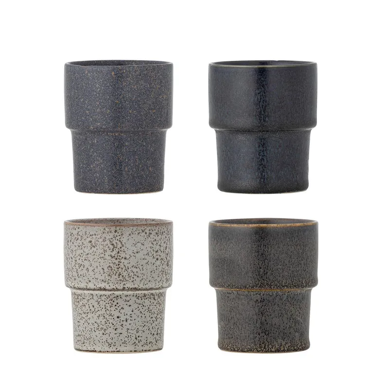 Ewan Tasse, Braun, Steingut