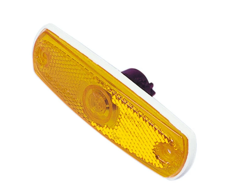 Seitenmarkierungsleuchte 12 V – Einbaumass 126 × 38 mm