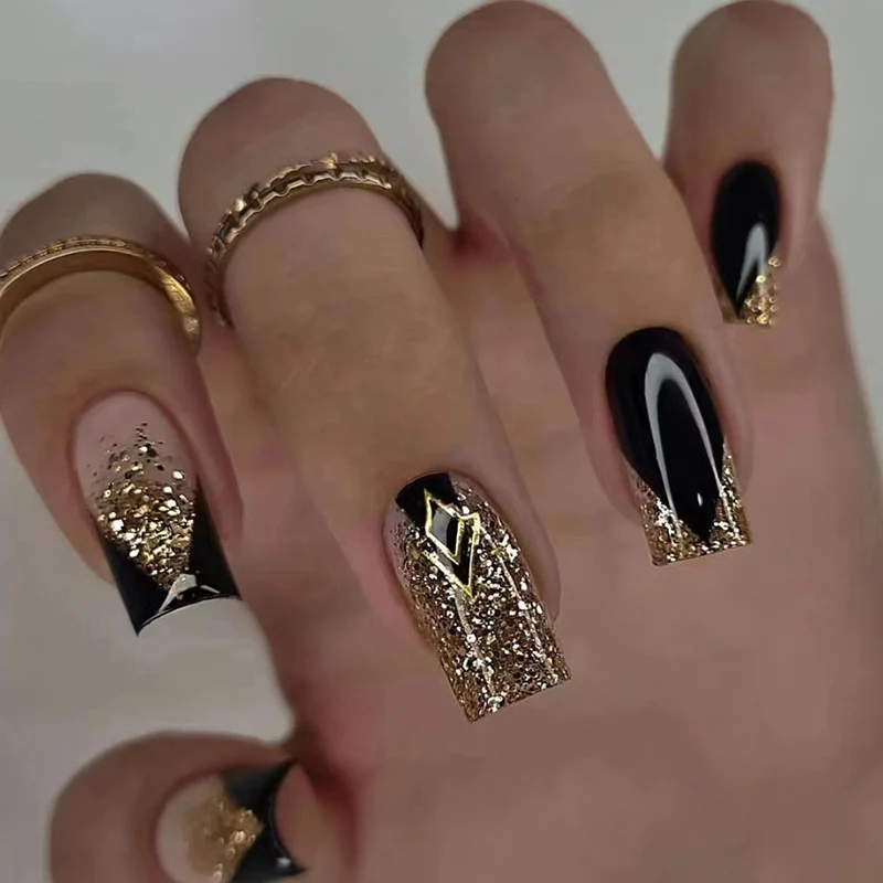 Glamouröse Nail Art Erweiterungen Karnz