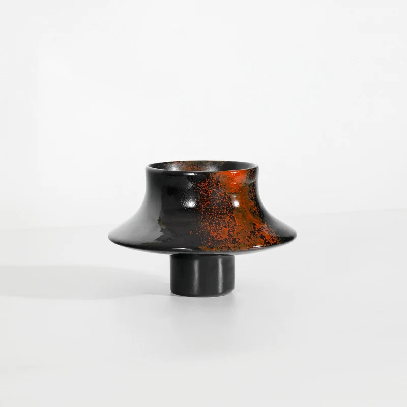 Künstlerische dekorative Blumen vase