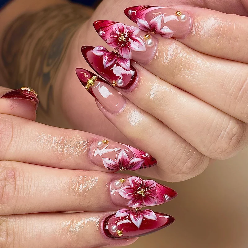 Florale Akzent Stiletto Nagelkunst Verlängerungen Karnz