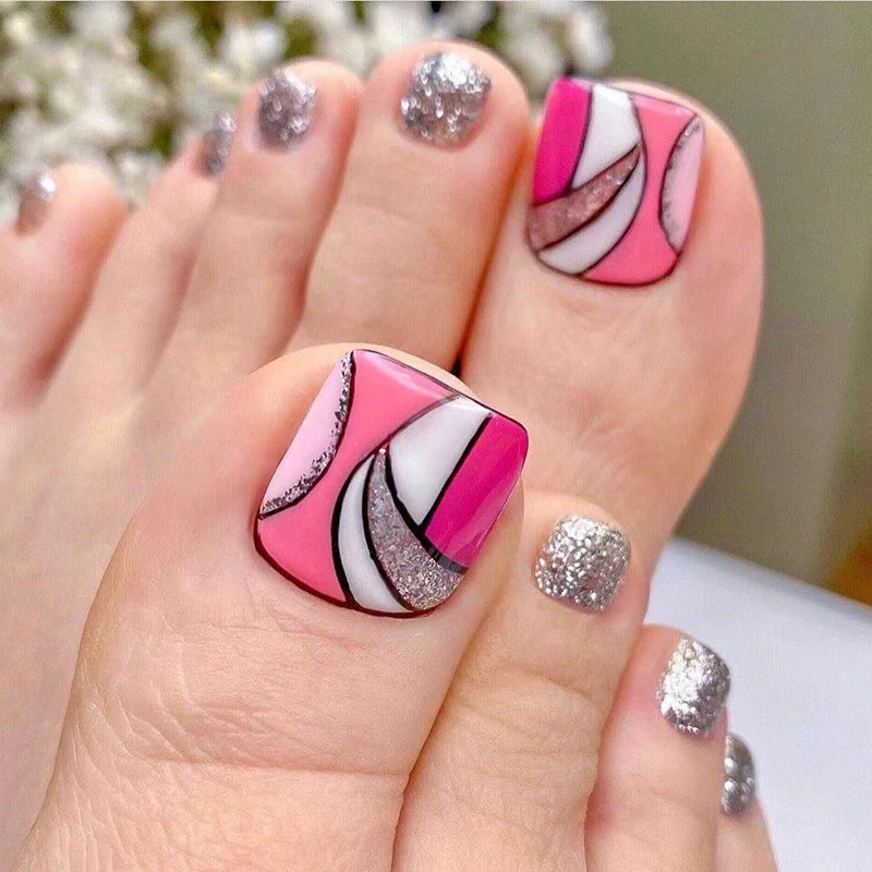 Kunstvolle Fußnagelkunst mit bunten geometrischen Designs Karnz