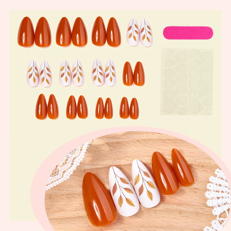 Kunstnagelset mit eleganten Blatt-Designs Karnz