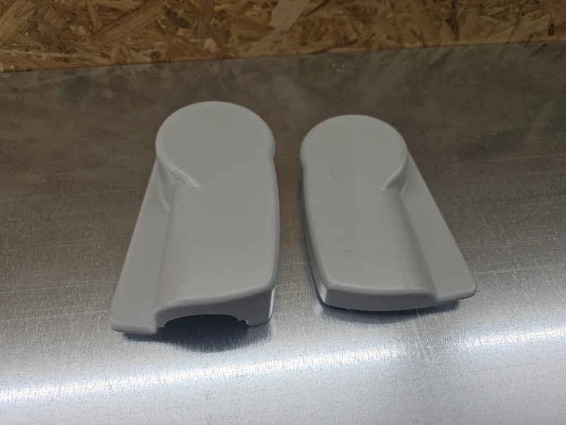 Endkappen rechts und links - Satz, silber/ grau für Typ Thule Omnistor 4900