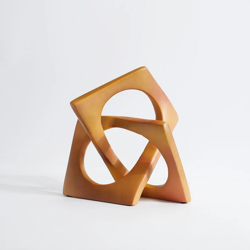 Dekorative abstrakte geometrische Skulptur