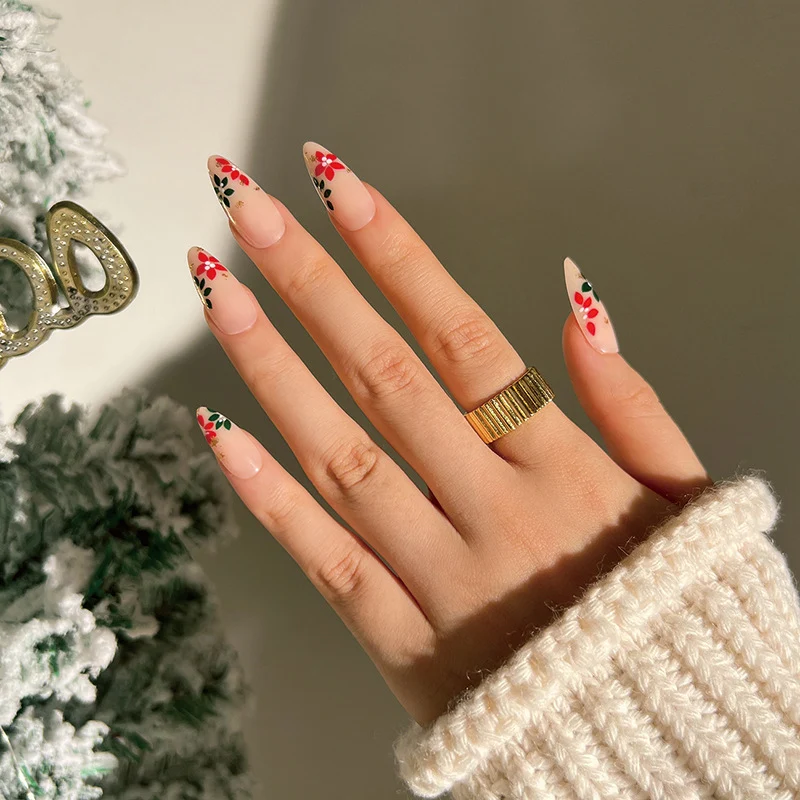 Kunstvolle Nagelkunst mit Blumenakzenten Karnz