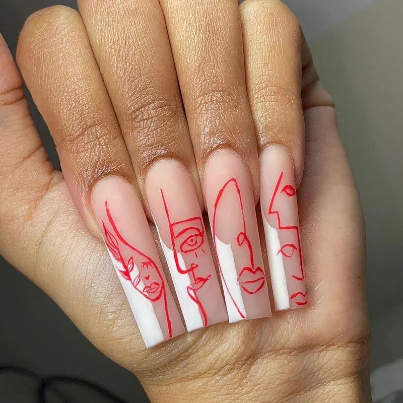 Kunstvolle Nagelkunst mit abstraktem Linien-Design Karnz
