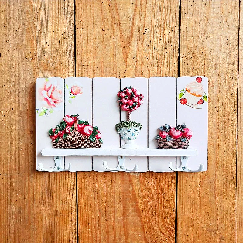 Dekorativer Wandhaken mit Blumenmuster