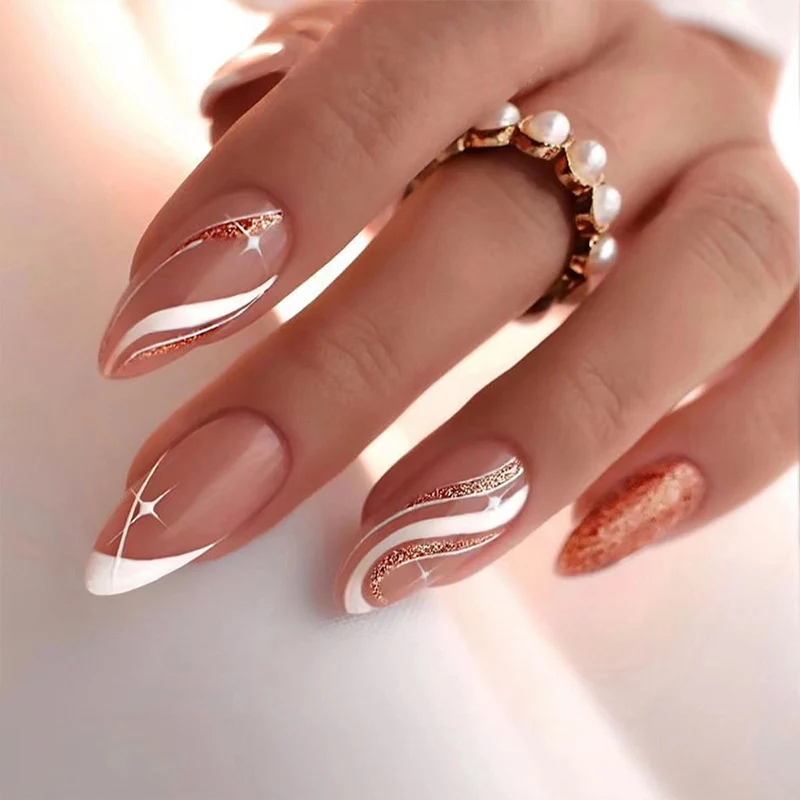 Elegante und kreative Stiletto Kunstnägel Karnz