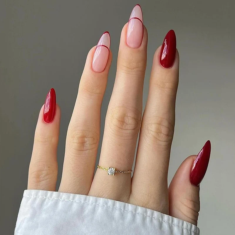 Elegante und auffällige Stiletto-Nägel Karnz