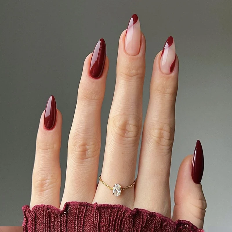 Elegante Stiletto Kunstnägel mit Ombre-Effekt Karnz