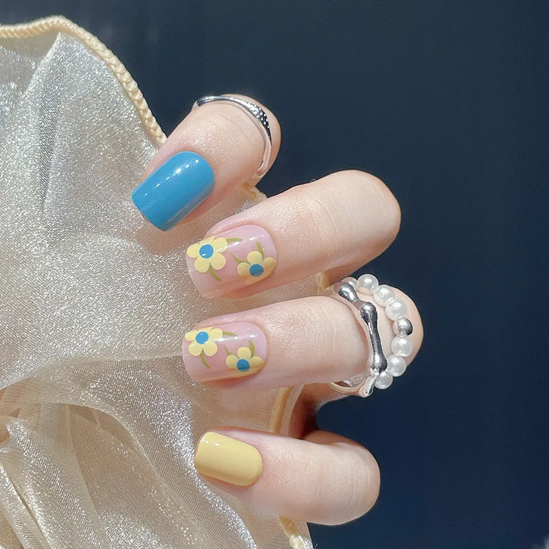 Blumen-Themen Press-On Nagelkunst Karnz