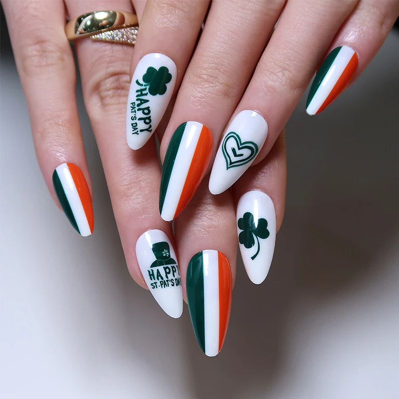 Trendige Nagelkunst im Irland-Stil Karnz
