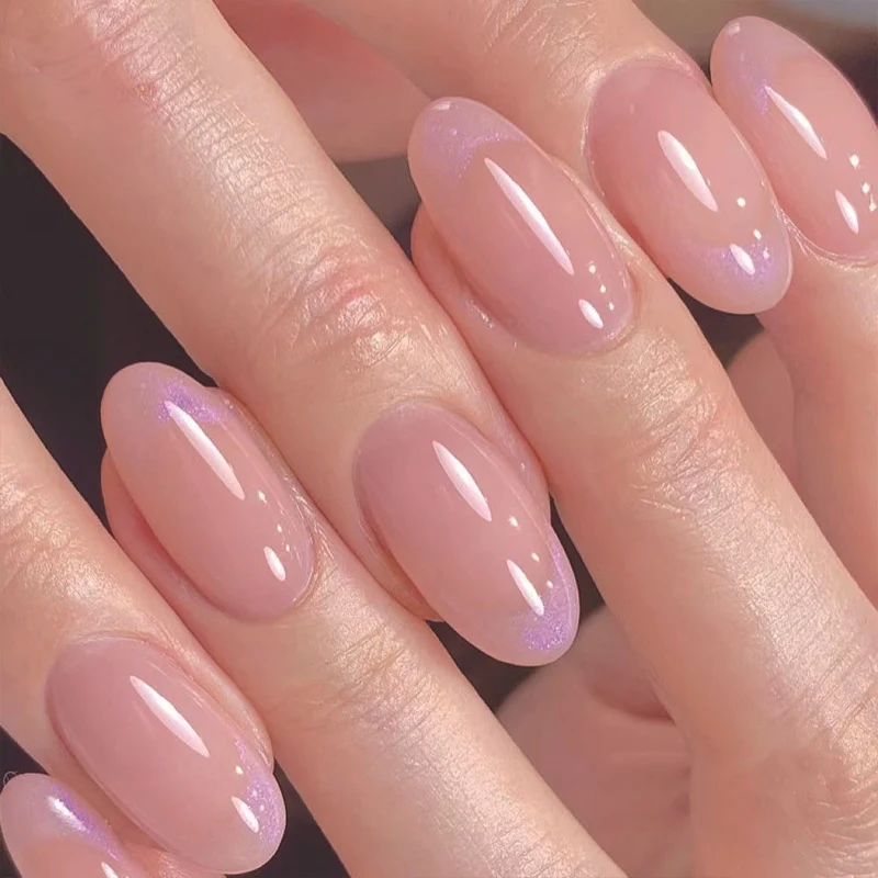 Nagelverzierung Karnz