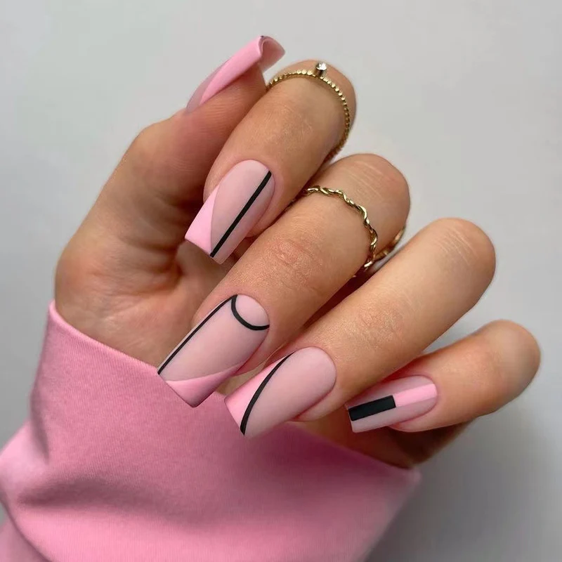 Modische Nagelkunst Karnz