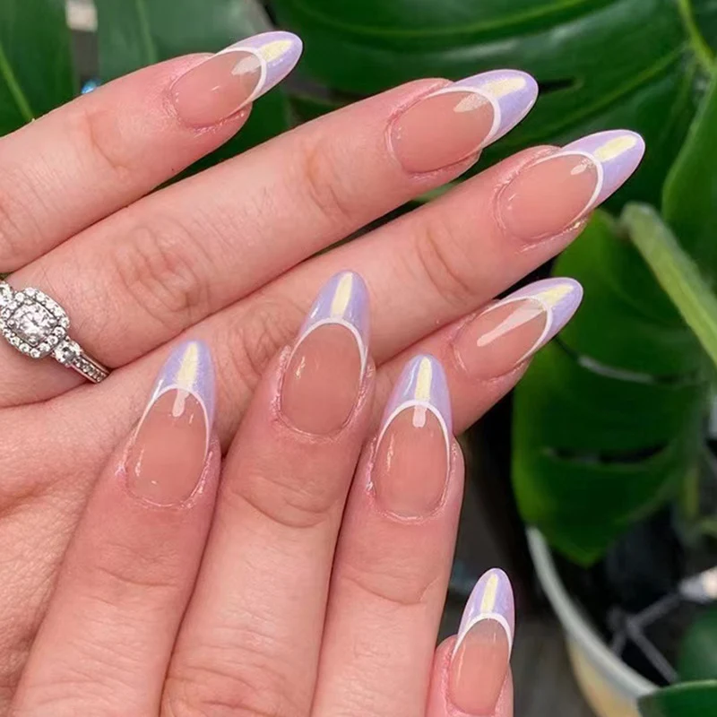 Elegantes Stiletto-Nageldesign Karnz