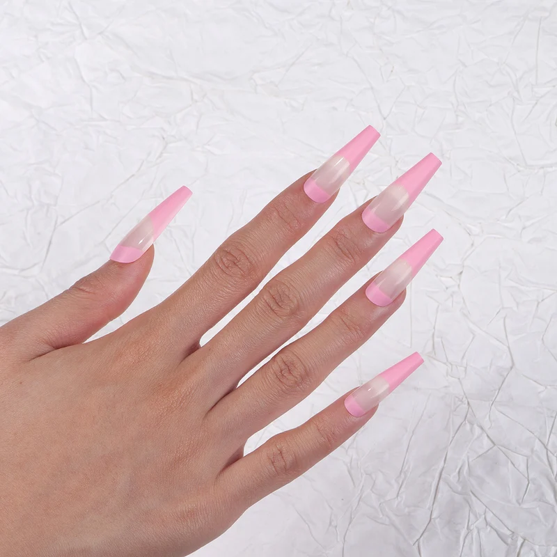 Elegante Lange Stiletto Nagelverlängerungen Karnz