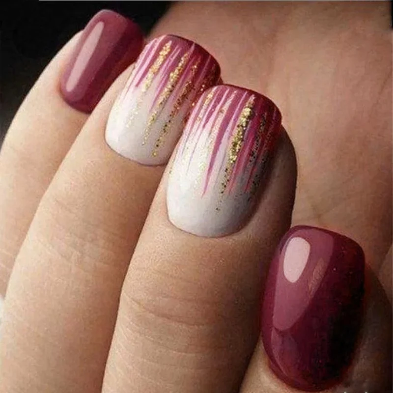 Elegante glänzende Nagelkunst Press-On Extensions Karnz