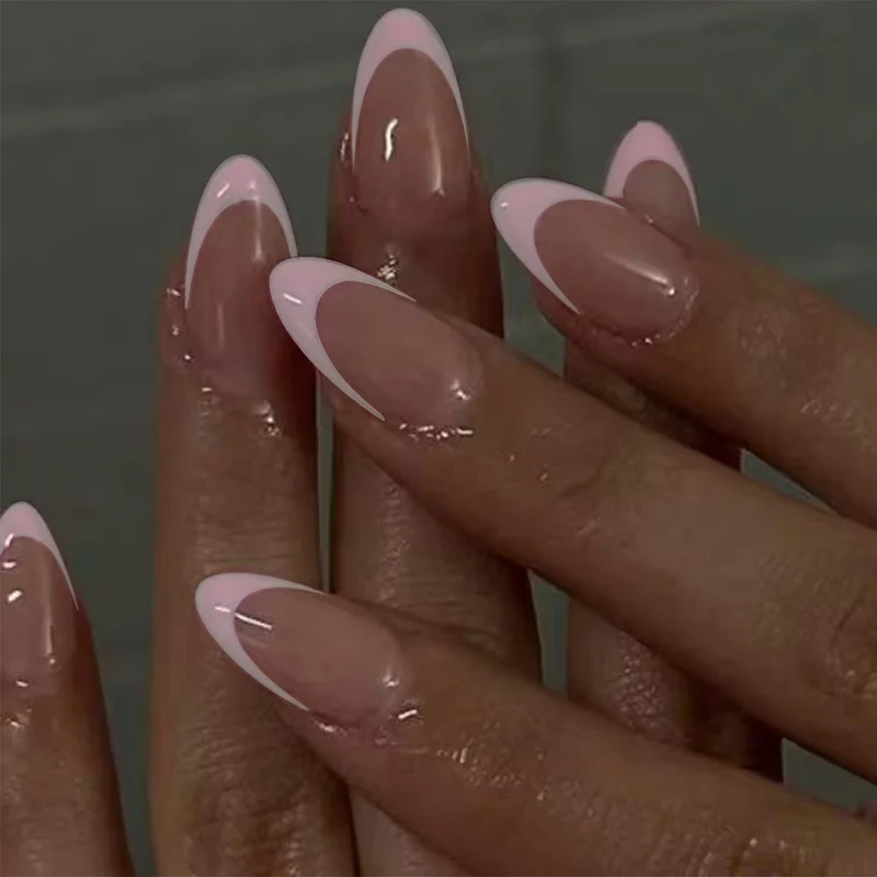 Elegante French Tip Press-On Nagelverlängerungen Karnz