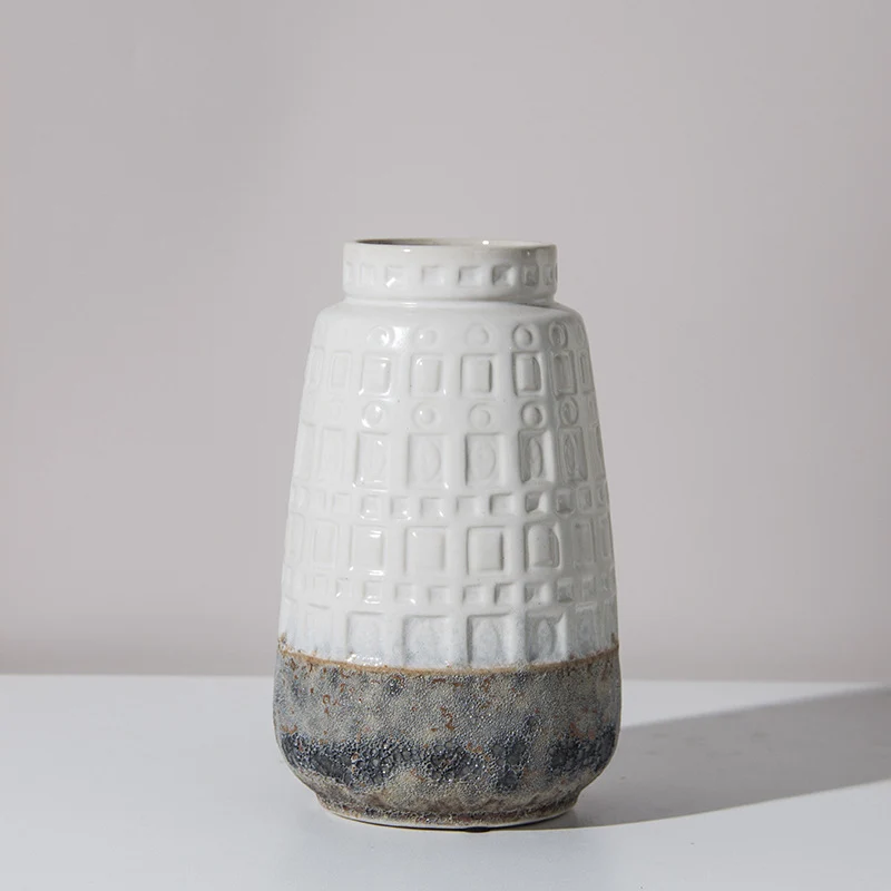 Strukturierte Keramische Dekorative Vase