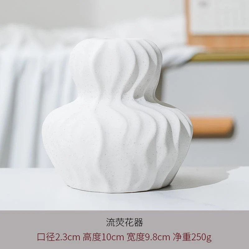 Elegante Texturierte Keramische Blumenvase