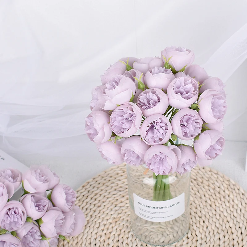 Lebensechter Faux-Peony-Strauß