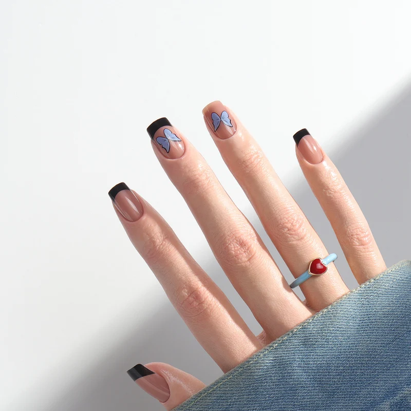 Dekorative Press-On Nagelkunst mit Schleifen-Design Karnz