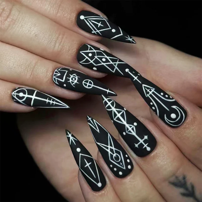 Künstlerische Geometrie-Themen Lange Stiletto Nagelkunst Karnz