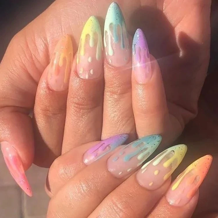 Künstlerische Tropf-Effekt Stiletto Press-On Nägel Karnz