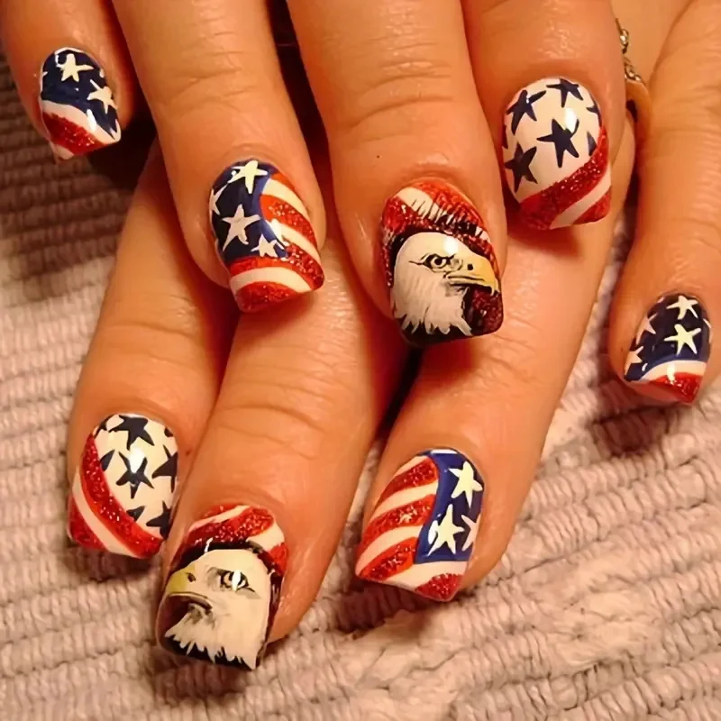 Künstlerische Nagelkunst Karnz