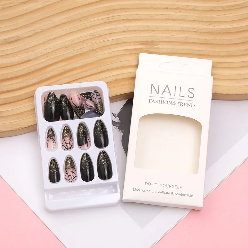 Stylisches Nagelkunstset Karnz