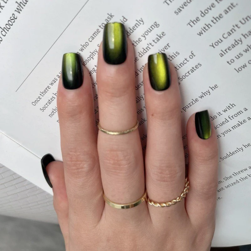 Premium Ombre Nagelkunst Karnz