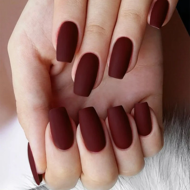 Premium Matte Langzeit-Presse-Nägel Karnz
