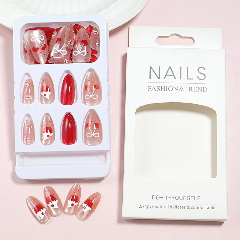 DIY dekorative Press-On Nagelset Karnz