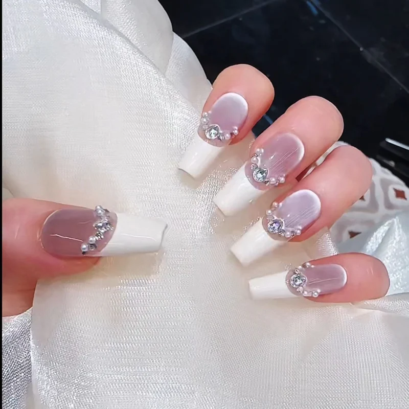 Elegante Nagelkunst Karnz