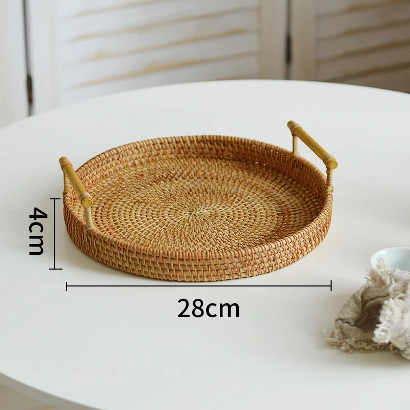 Runde Servierplatte aus geflochtenem Rattan Karnz