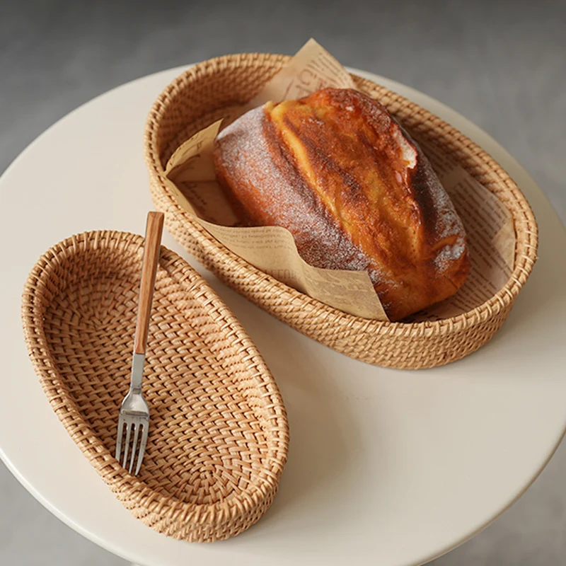 Ovaler Naturkorb aus Rattan Karnz