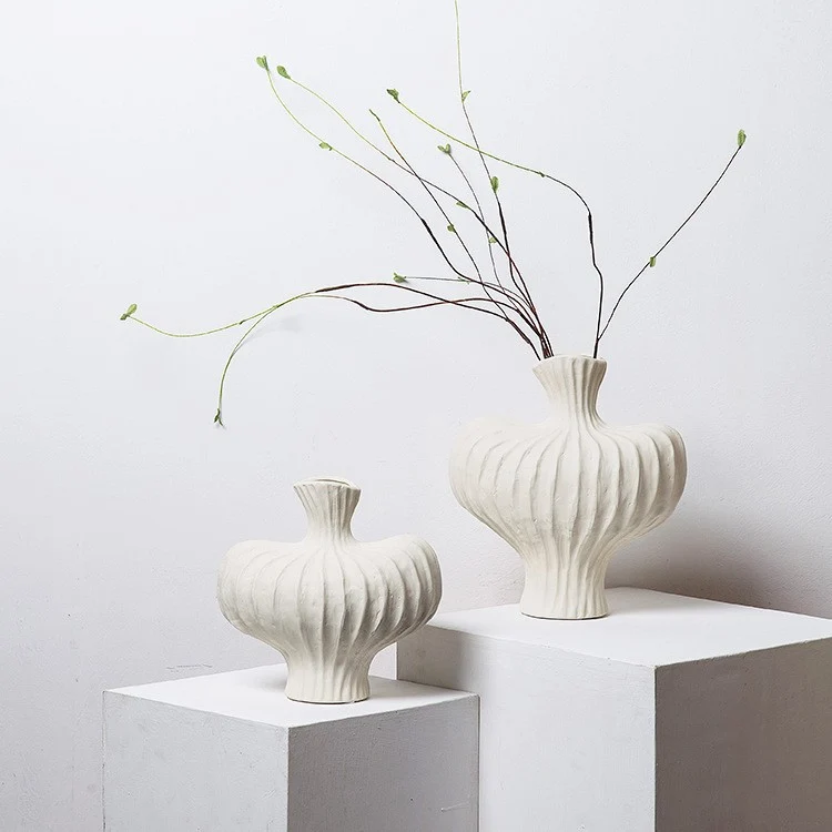 Stilvolle Keramikkunst Vase Karnz
