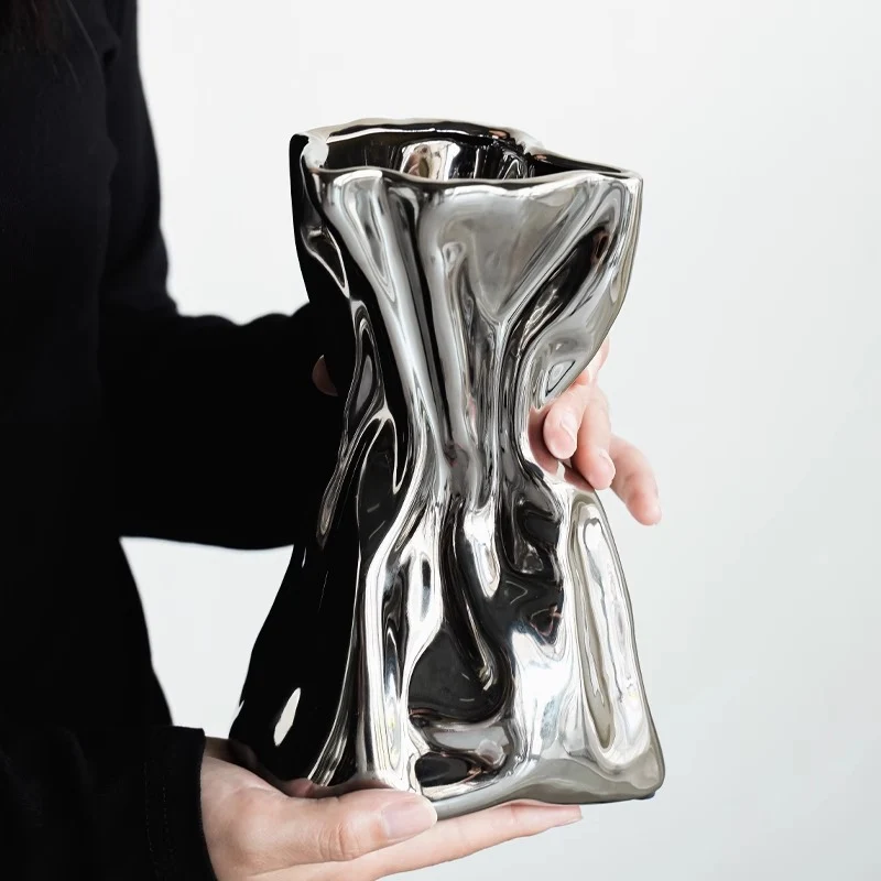Kunstvolle Keramikblumenvase Karnz