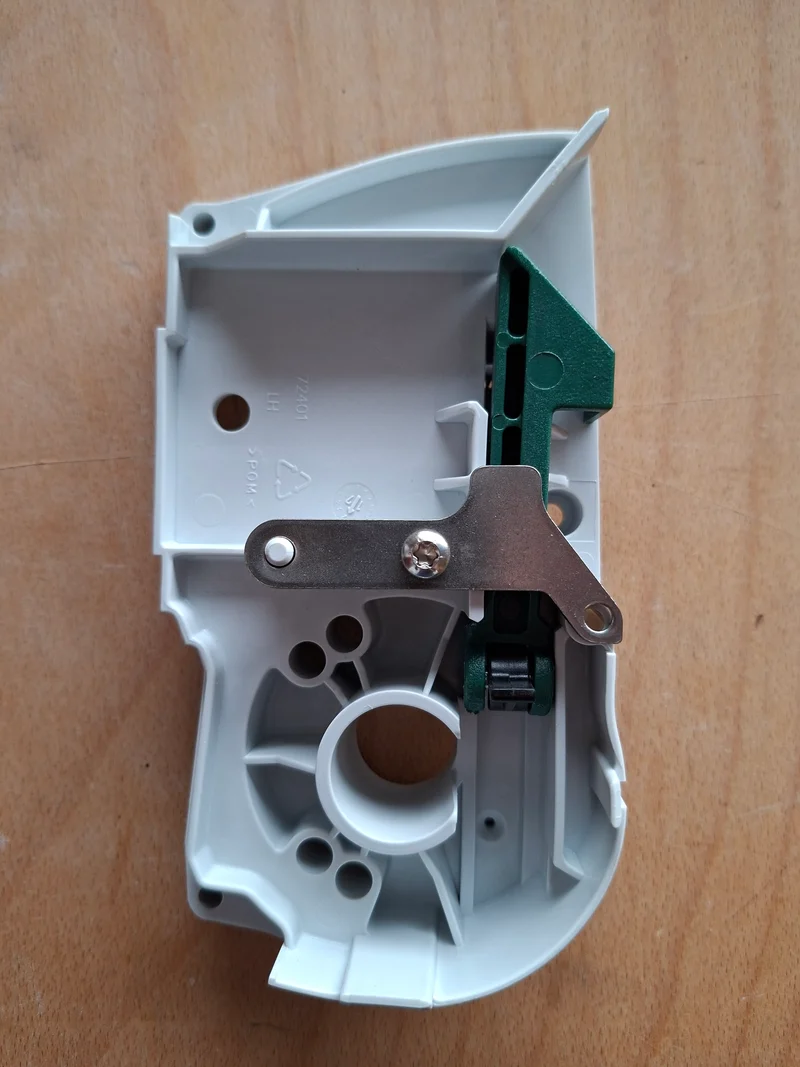 Thule Endplatte links für Omnistor 5003 – Original Ersatzteil 1500601594