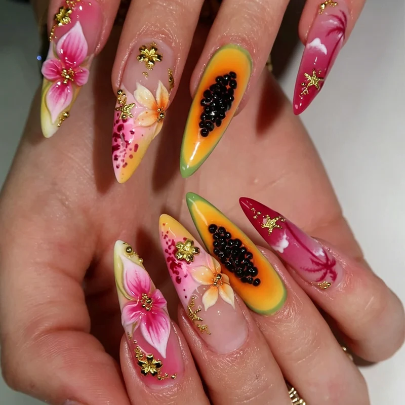 Tropisches Floral Nagelkunstset Karnz