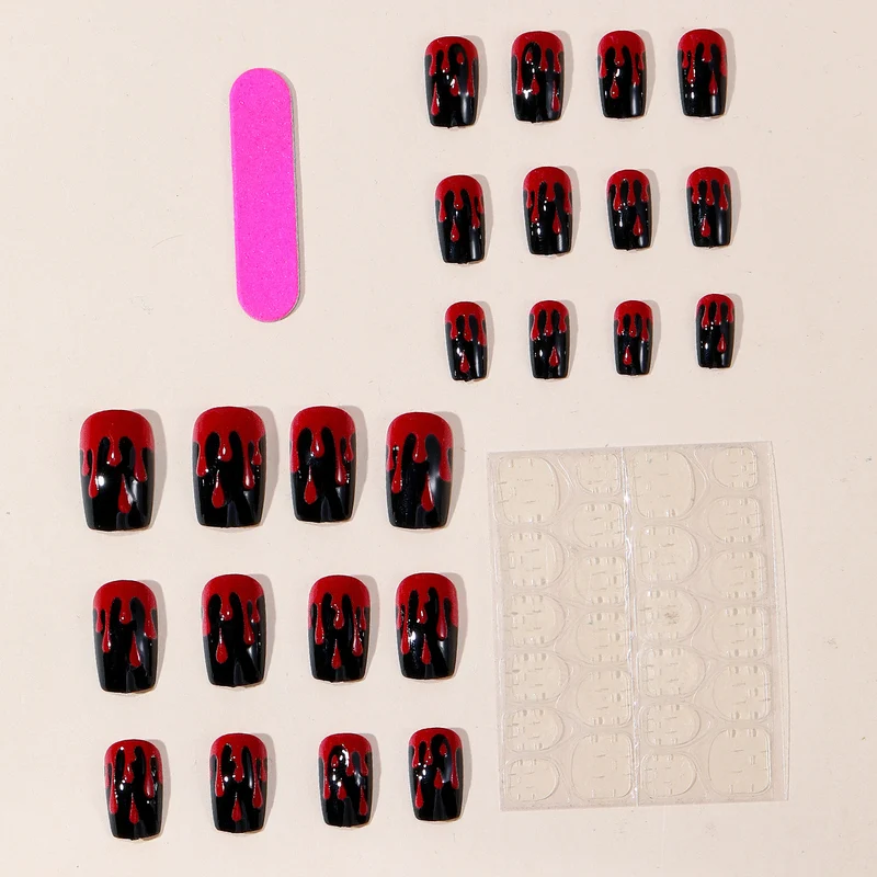 Stylisches Gothic Nagelkunst Set Karnz