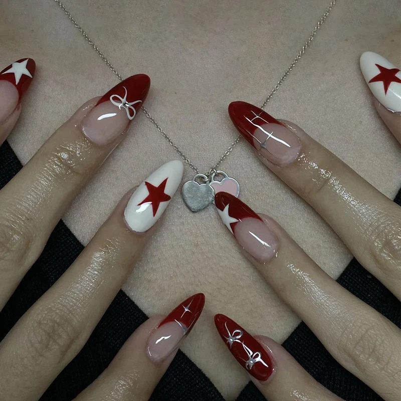 Glamouröse Star-Akzent Nagelkunst Verlängerungen Karnz