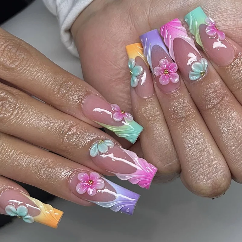 Blumeninspiriertes Acryl-Nagelkunst-Verlängerungen Karnz