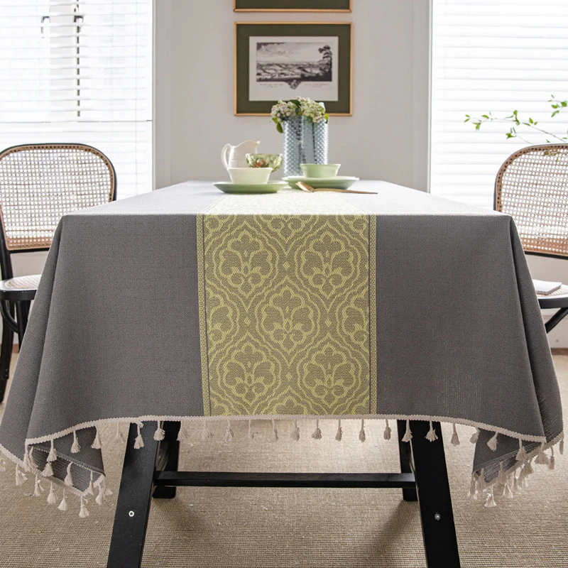 Elegante strukturierte Tischdecke