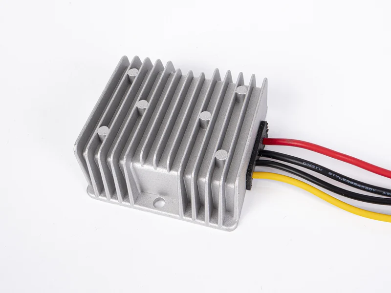 Carbest Spannungswandler 12 V auf 24 V – 10 A, IP68
