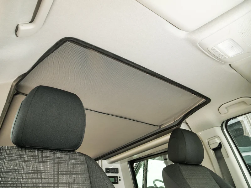 SD-Bett Luxus Easyfit Mercedes Vito LR vorne hoch 2015